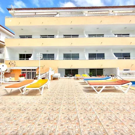 Apartment Studio Well Connected Ocean,freewifi,pool,beach At Playa De Las Americas In Tenerife Sur Costa Adeje (Tenerife)