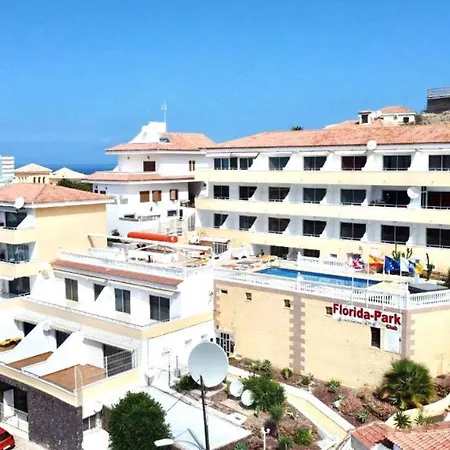 Apartment Studio Well Connected Ocean,freewifi,pool,beach At Playa De Las Americas In Tenerife Sur *