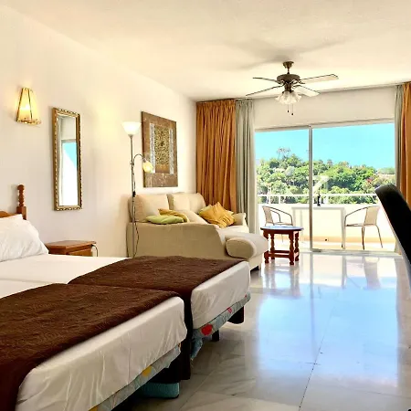 Studio Well Connected Ocean,freewifi,pool,beach At Playa De Las Americas In Tenerife Sur Lägenhet Costa Adeje (Tenerife)