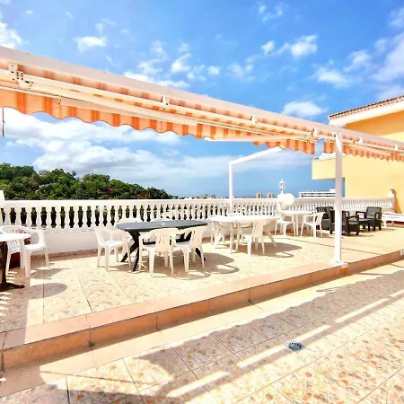 Studio Well Connected Ocean,freewifi,pool,beach At Playa De Las Americas In Tenerife Sur Lägenhet *